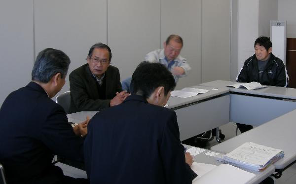 http://www.kyokenro.or.jp/news/%E4%BA%80%E5%B2%A1%E5%B8%82%E4%BA%A4%E6%B8%89.jpg