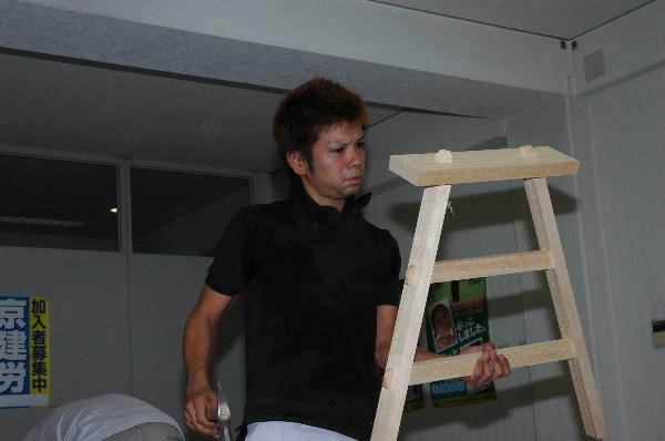 http://www.kyokenro.or.jp/news/09.08.23%E6%8A%80%E8%83%BD%E7%AB%B6%E6%8A%80%E5%A4%A7%E4%BC%9A%E4%BA%AC%E9%83%BD%E4%BA%88%E9%81%B8%EF%BC%A3%EF%BC%92%20051.jpg